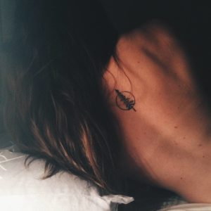 tatuaje-arbol-pequeno-mujer1